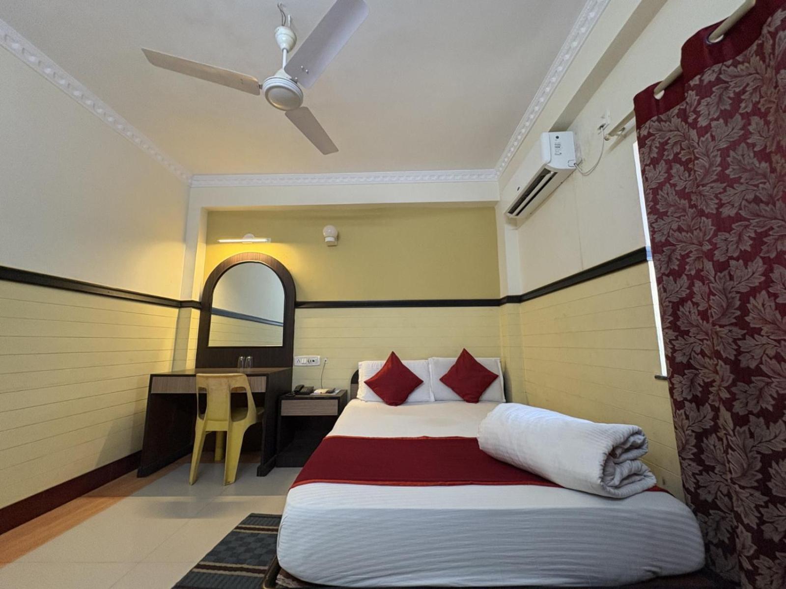 Hotel New Classic Inn Near Sea Beach,Full Air-Conditioning With Restaurant Дигха Екстериор снимка